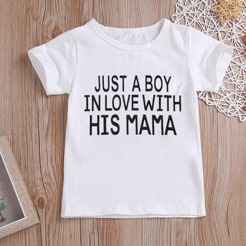 Просто мальчик, влюбленный в свою маму Эстетика Симпатичная одежда для мальчиков Детская футболка Лето Детская простая одежда Повседневная футболка для мальчиков